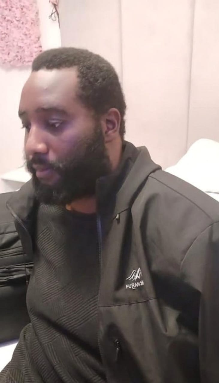 Affaire Vally Amisi : recherché depuis plusieurs mois, Bénie Mukena Mwepu interpellé à Brazzaville en vue de son transfèrement vers Kinshasa